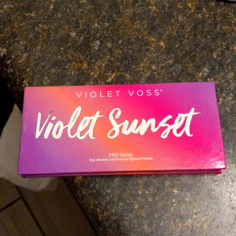 Makeup pallet